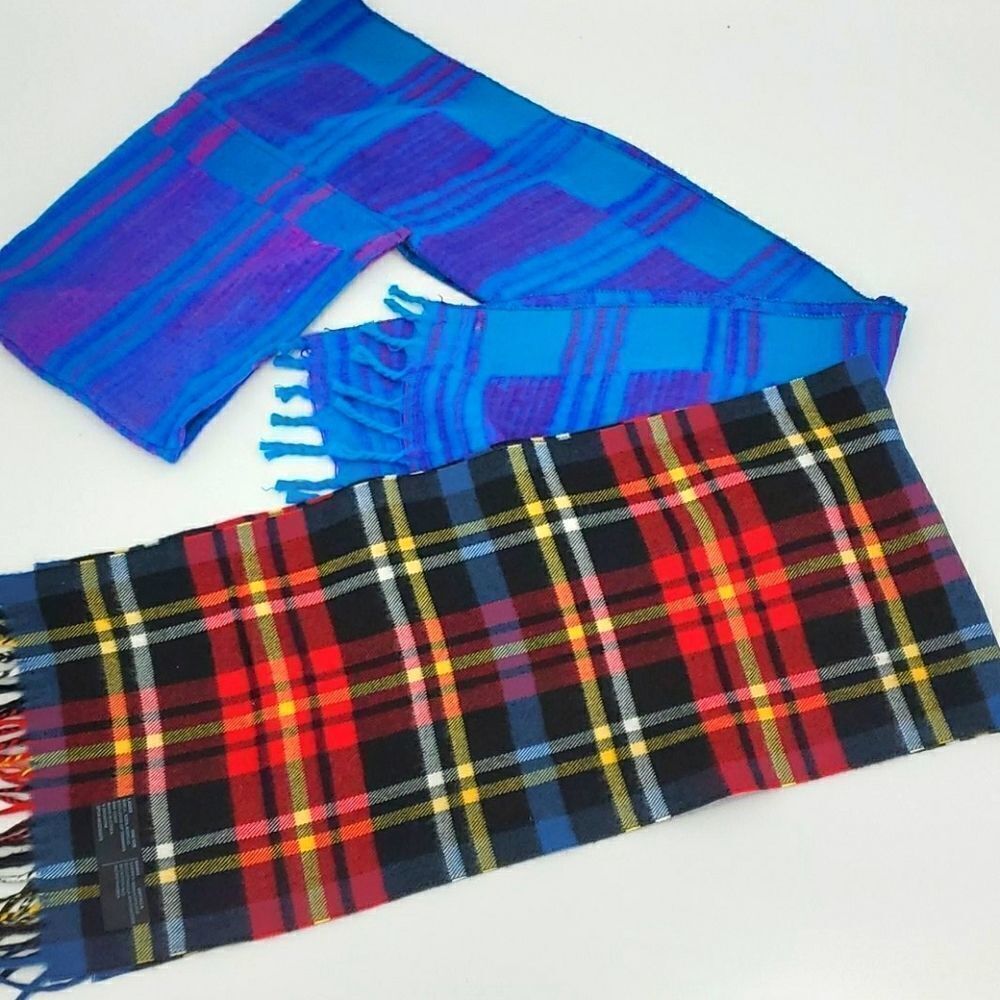 This is a lot of two scarfs. Red plaid and hooded. Preppy‎ Cold weather coming